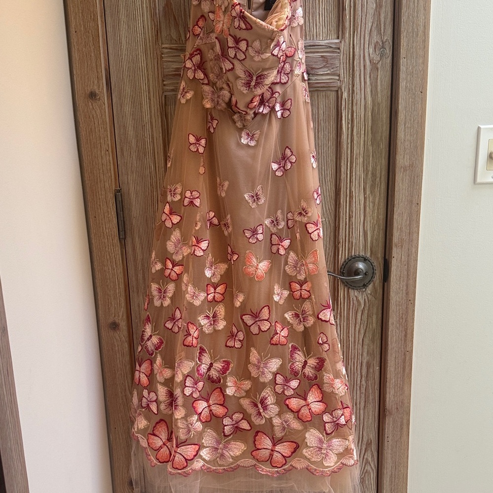 Marchesa Notte Strapless sequin-embellished embroidered tulle gown - size 2 - Picture 3 of 6